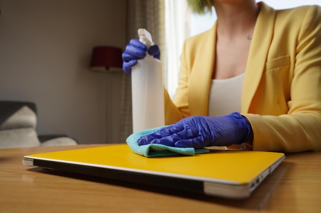 Professional cleaning service in Singapore commercial facility